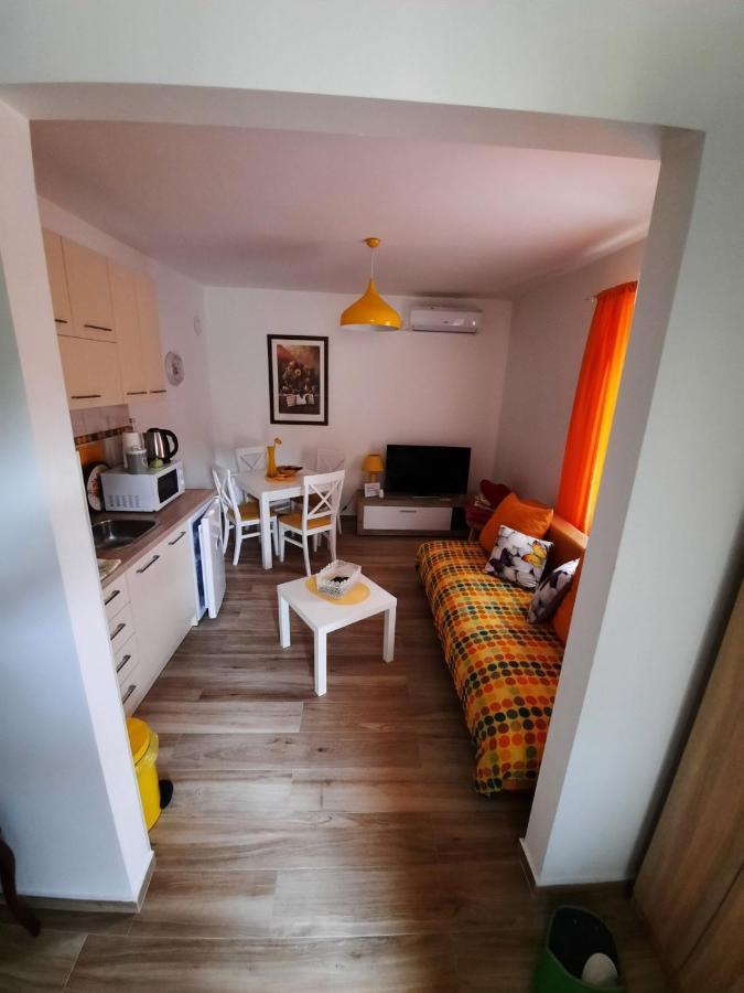 Apartments Mila Cetynia Zewnętrze zdjęcie